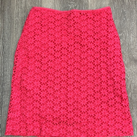 Ann Taylor 2 Petite Hot Pink Mini Skirt Floral Eyelet - Picture 2 of 8